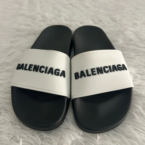 BALENCIAGA Raised Logo Embossed Rubber Pool Sandals‎ Slides Shoes White $395 36 - Image 2