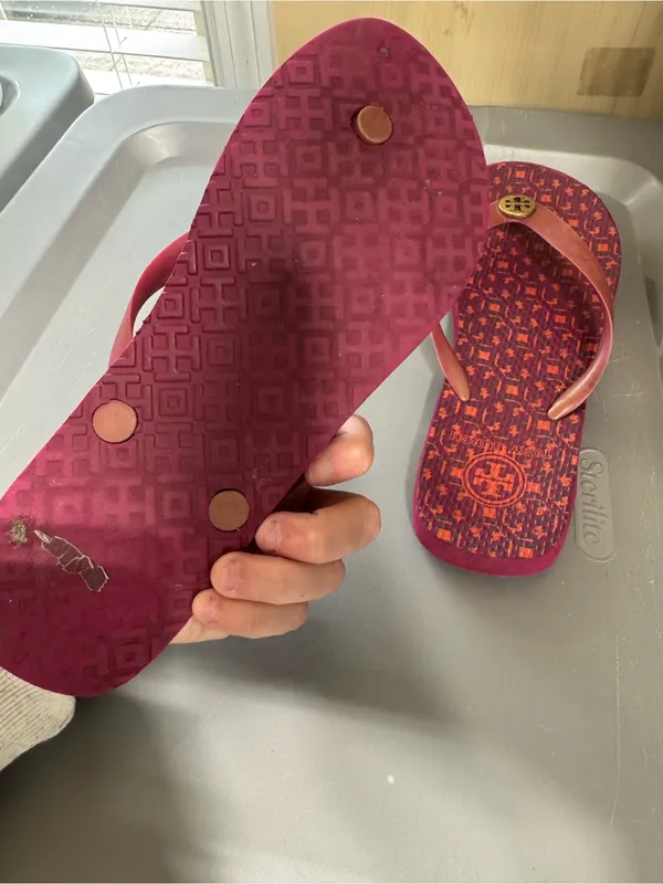 Tory Burch Logo Lattice Red Printed Flip Flops with Logo Medallion - Image 3