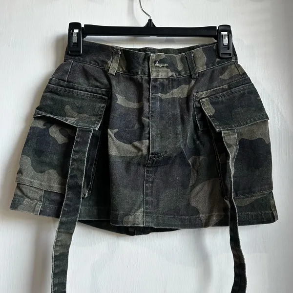Camo skirt Multiple Size XS - Image 2