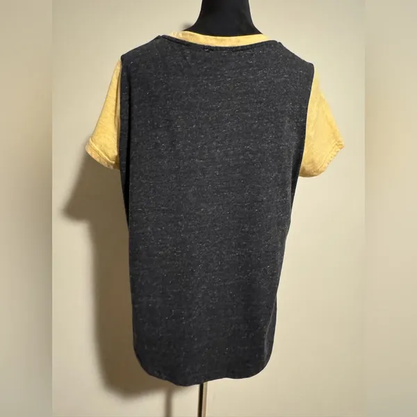 EUC Harley Davidson Gray and Yellow Embroidered Raglan Button Down Tee size L - Image 8