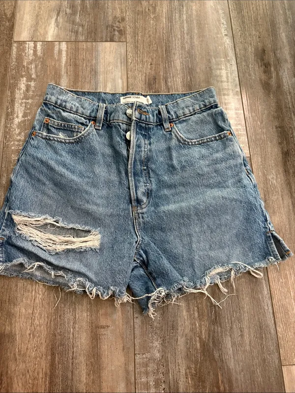 Garage Denim Jeans Shorts Festival Distress Destroyed Fray Cutoff size 26 - Image 2