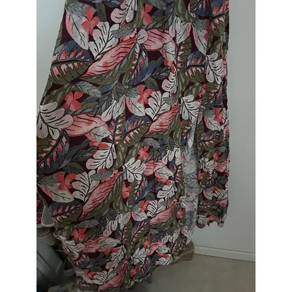New Women’s Wild Fable Tropical Palm Print Maxi Dres Rayon Stretchy size Medium - Image 3