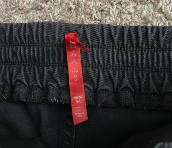 Spanx Pants Women’s Charcoal Gray Jogger With Pockets - Size Medium. - Image 2