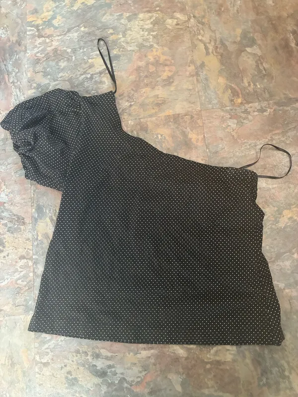 Maeve Anthropologie Polka Dot One-Shoulder Top - Image 5