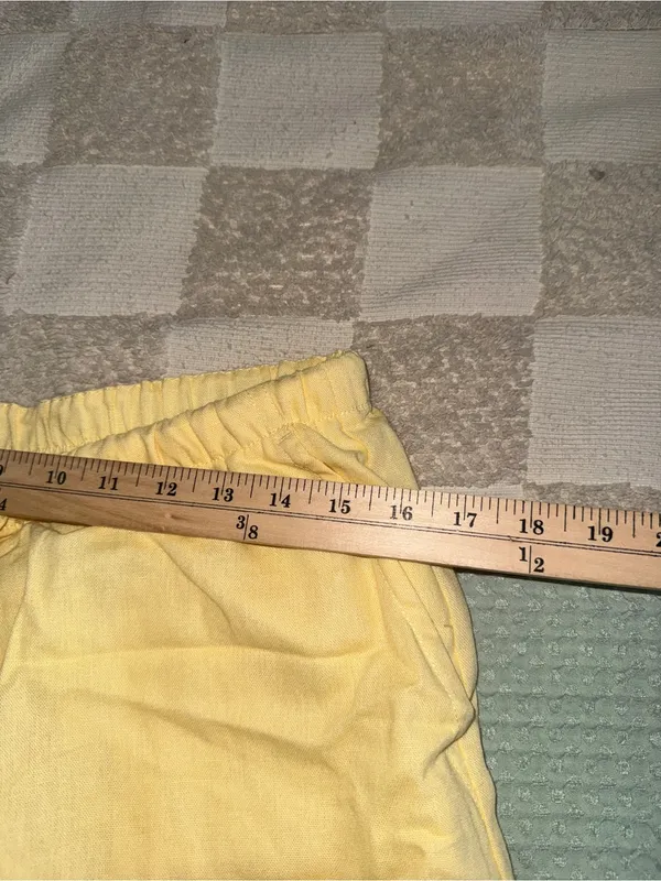 NWT GAP Women’s Yellow Drawstring Linen-Pull On Shorts size M - Image 3