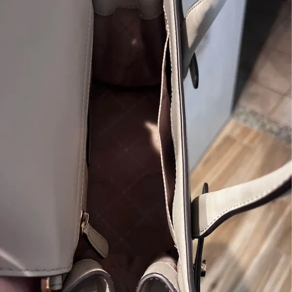 Michael Kors medium handbag - Image 4