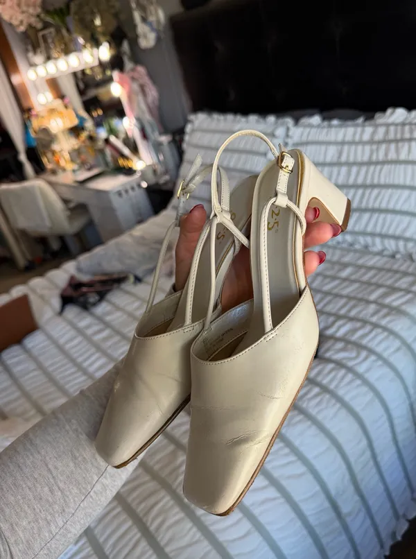 Sling Back Kitten Heels White Size 6 - Image 4