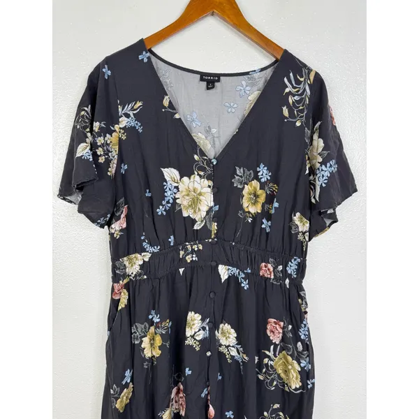 Torrid Floral Button Front Midi Dress Black V-Neck Short Sleeve Pockets Size 1 - Image 3