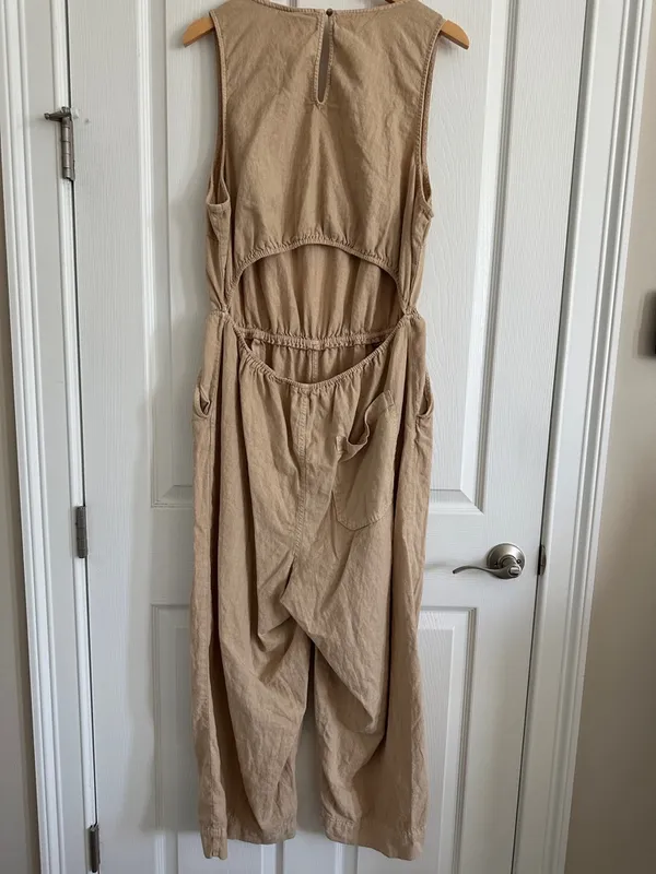 Sleeveless Universal Thread V-Neck Wide-Leg Jumpsuit in Tan - Image 5