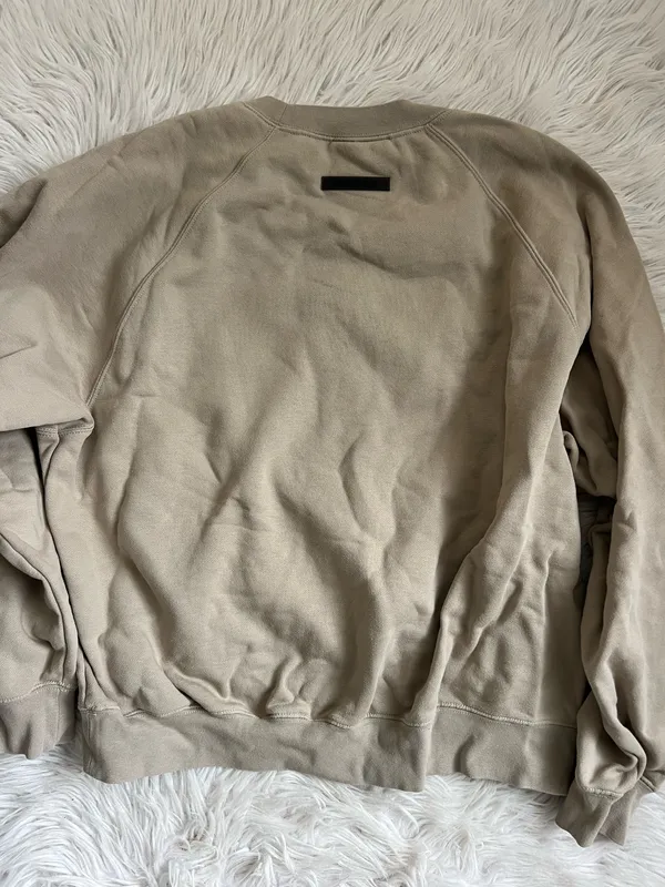 Essentials Fear of God Sweatshirt - Image 5