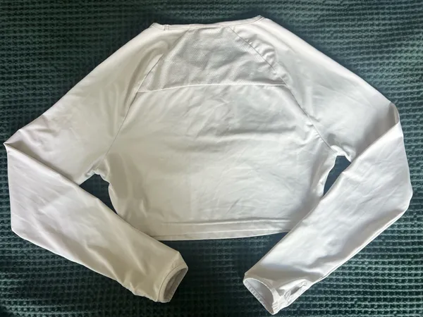 Gymshark Long Sleeve Crop Top - Image 5
