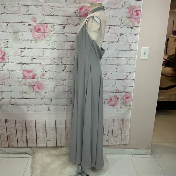 Fame and partners halter mock neck medium gray gown - Image 7