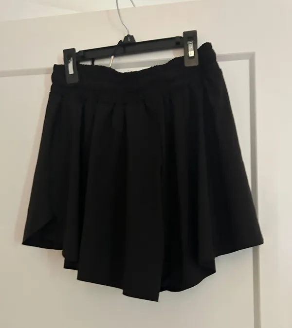 Love Tree Shorts - Image 3