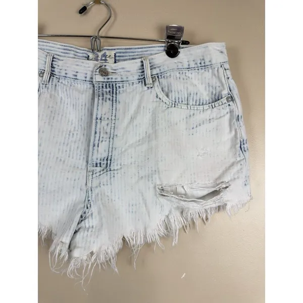 We the Free People Size 34 Jean Shorts Distressed Button-Fly Frayed Hems Hi-Rise - Image 2