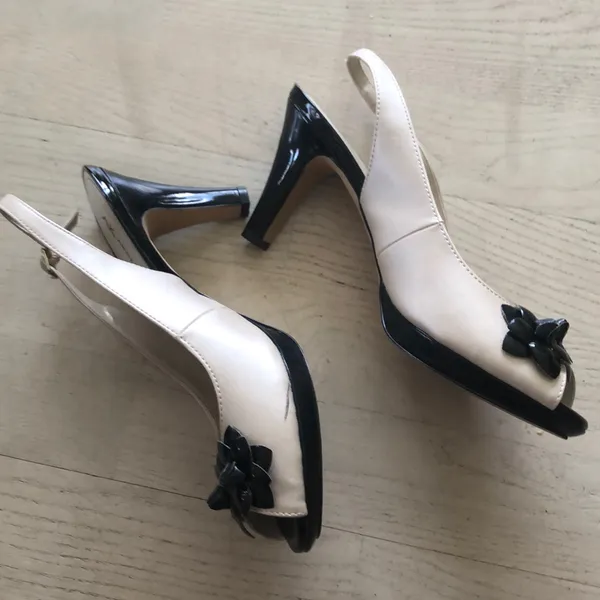Anne Klein open toe heels - Image 3