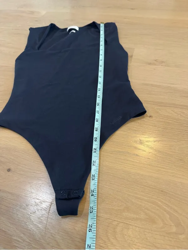 Aritzia Original Contour Esteem Bodysuit navy blue size Small - Image 12