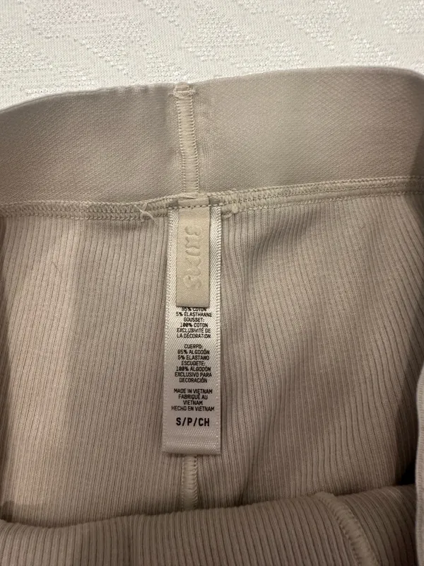 SKIMS Ribbed Boxer Shorts - Image 3