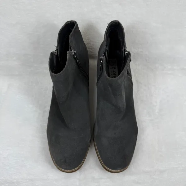 Blondo B5859‎ Charcoal Grey Suede Waterproof Ankle Boots 8M Side Zip Low Heel - Image 3