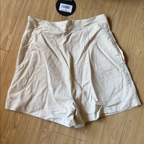 White Fox Boutique In this together Shorts - Image 4