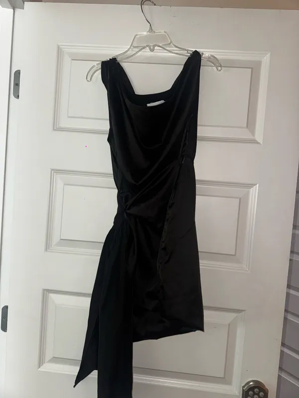 Black silk dress - Image 2