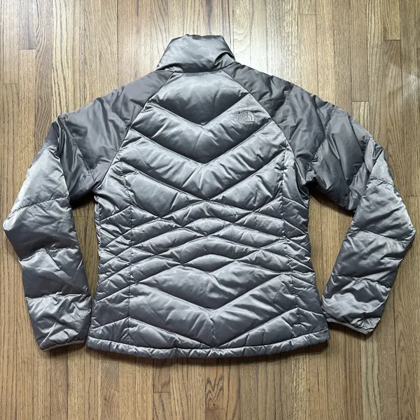 Women's The North Face 550 Down Filled Puffer Jacket Medium Ladies Silver - Image 11