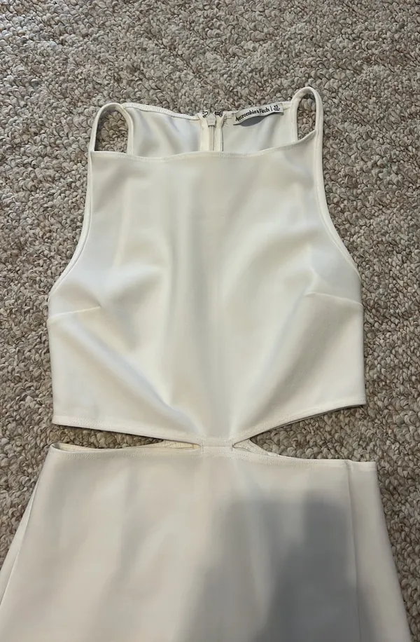 Abercrombie Dress - Image 4
