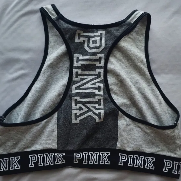 Victoria's Secret Gray Sports Bra with Black Trim L workout yoga Pilates running - Image 4