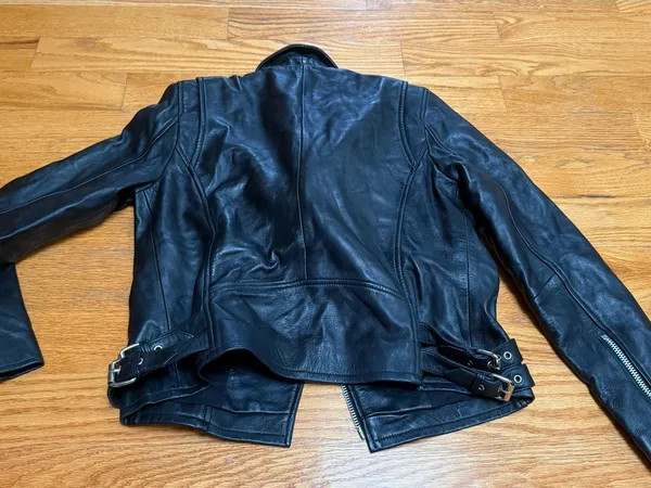 Walter Baker woman’s Black Leather Biker Jacket⚫️ - Image 5