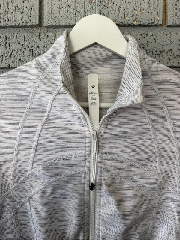 Lululemon Define Jacket Light Grey Size 4 - Image 5