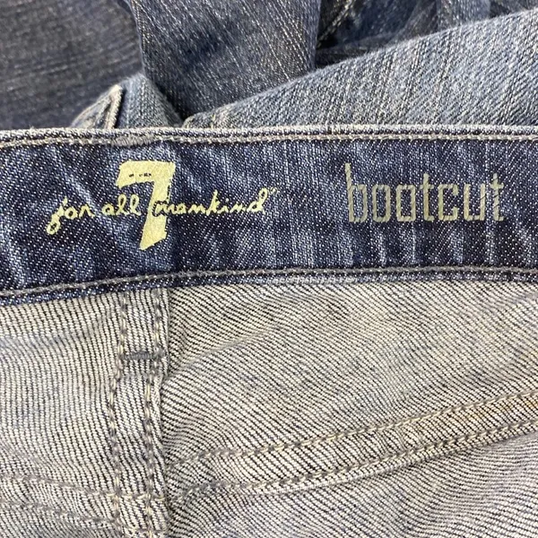 7 For All Mankind 7FAMK Blue Bootcut Jeans 30 - Image 4