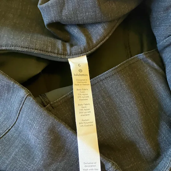 EUC Lululemon Here To There HR Pant 7/8, Sz 6, Crosshatch Texture Black Multi - Image 6