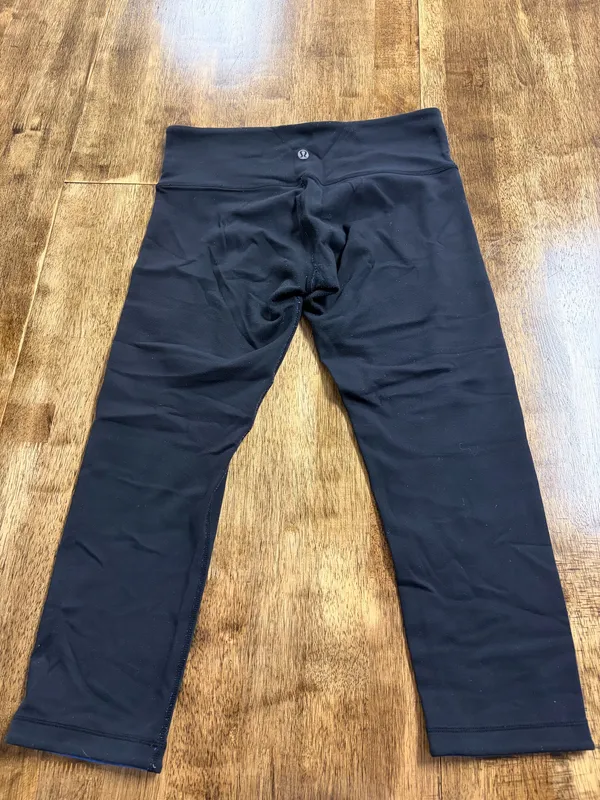 Lululemon Leggings Crop - Image 2