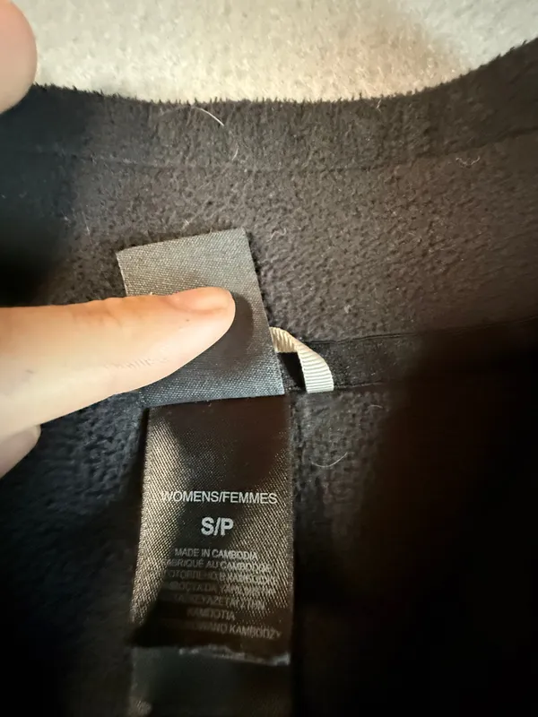 Women’s Breast Cancer The North Face Black Fleece - Image 6