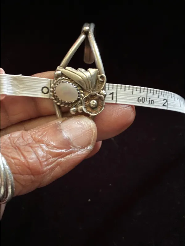 Vintage Sterling Silver Mother of Pearl Split-Shank Cuff Bracelet - Image 7