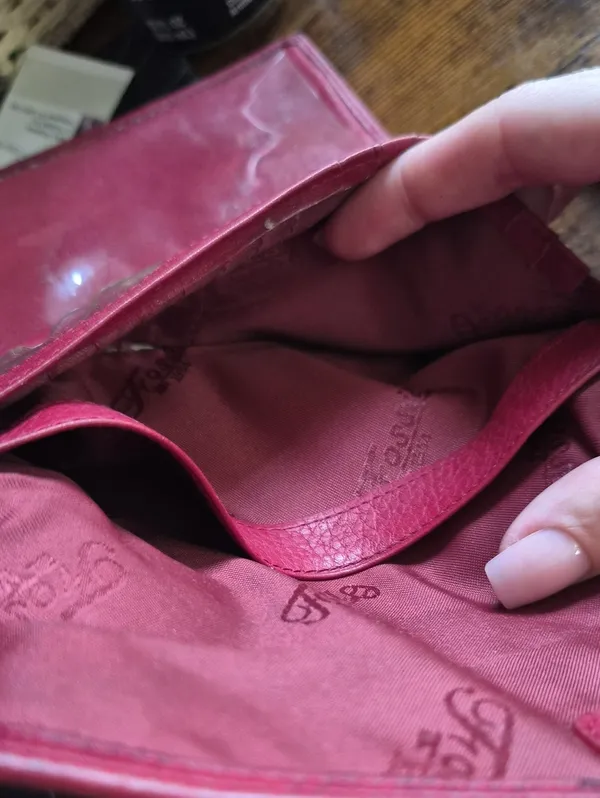 Vintage Red Leather Fossil trifold wallet - Image 5