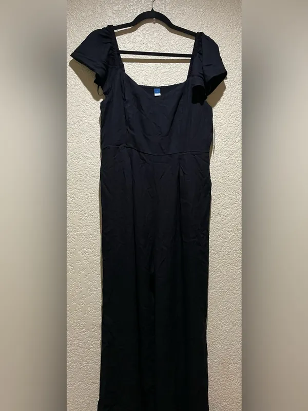 Old Navy NWT Black Wide-Leg Jumpsuit with Pockets & Flutter Sleeves Size L - Image 2