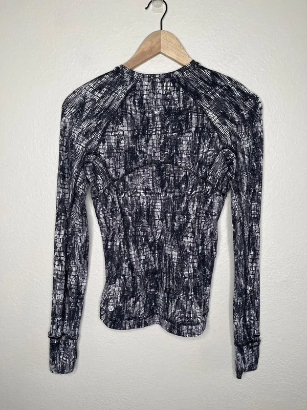 Lululemon Rulu Run Long sleeve pullover thumbhole sleeve 4 - Image 8