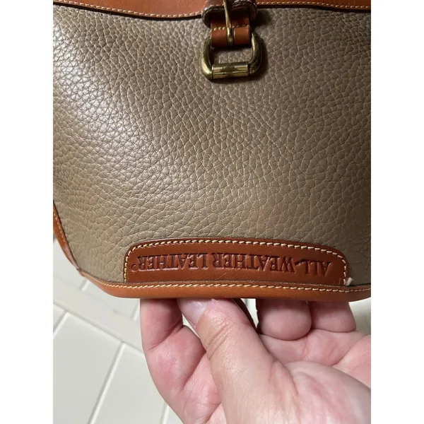 Dooney & Bourke Taupe Brown Purse Handbag Tote All Weather Leather USA‎ Vintage - Image 13
