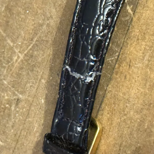 Vintage Aqualite leather watch Gold - Image 5