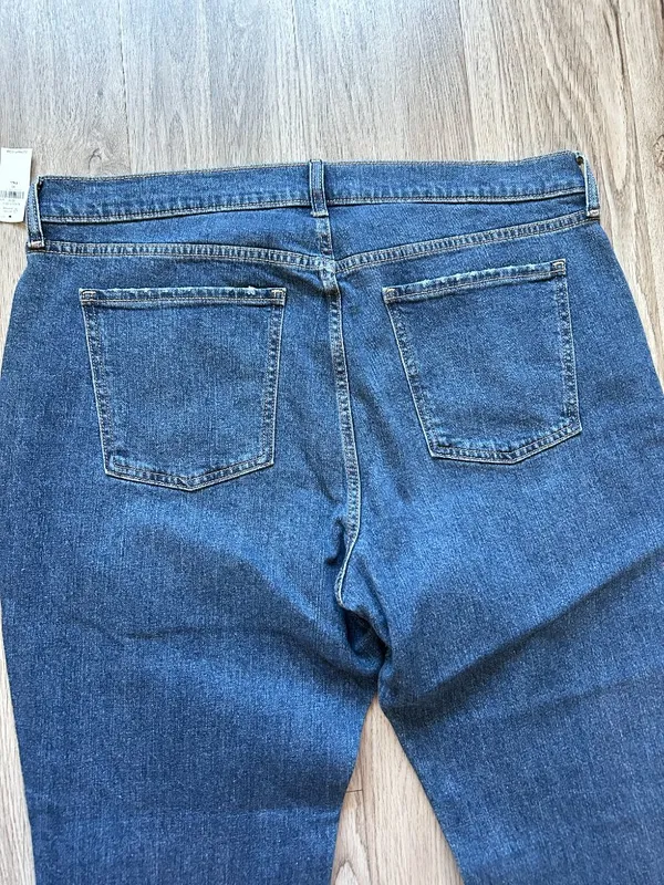 Old Navy Women's Mid Rise Boyfriend Dark Wash Jeans Size 16 Tall NWT - Image 9