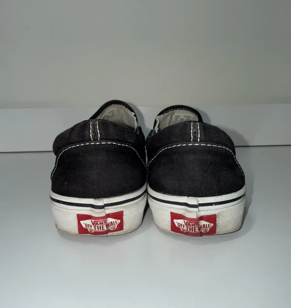 Vans Classic Asher Slip-on Sneakers Black Canvas - Image 7