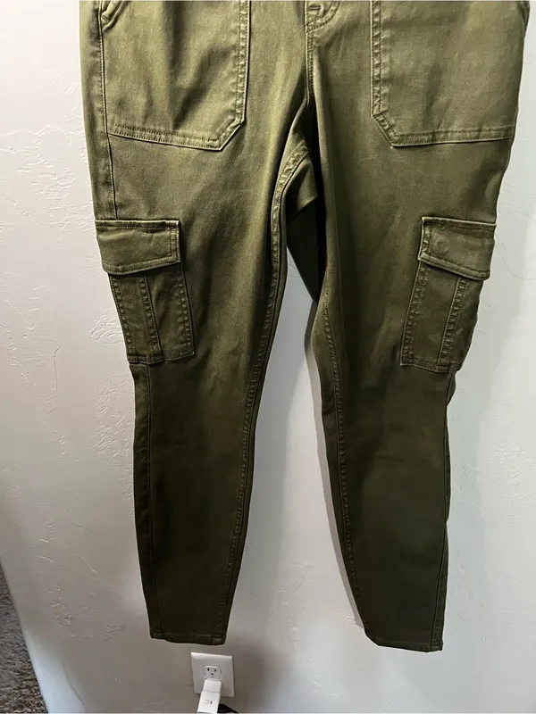 Spanx Stretch Twill Shaping Sage Green Utility Cargo Ankle Pants - Image 4
