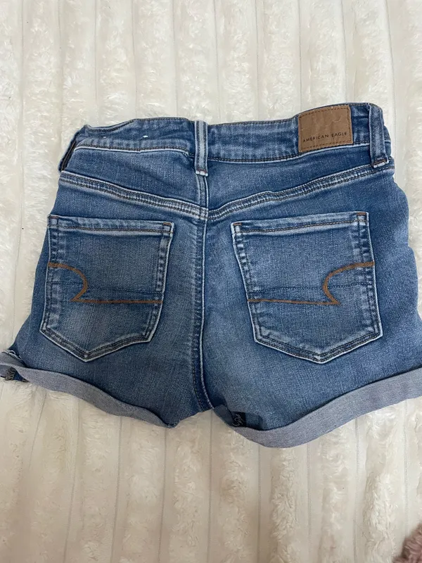 American Eagle Shorts - Image 2