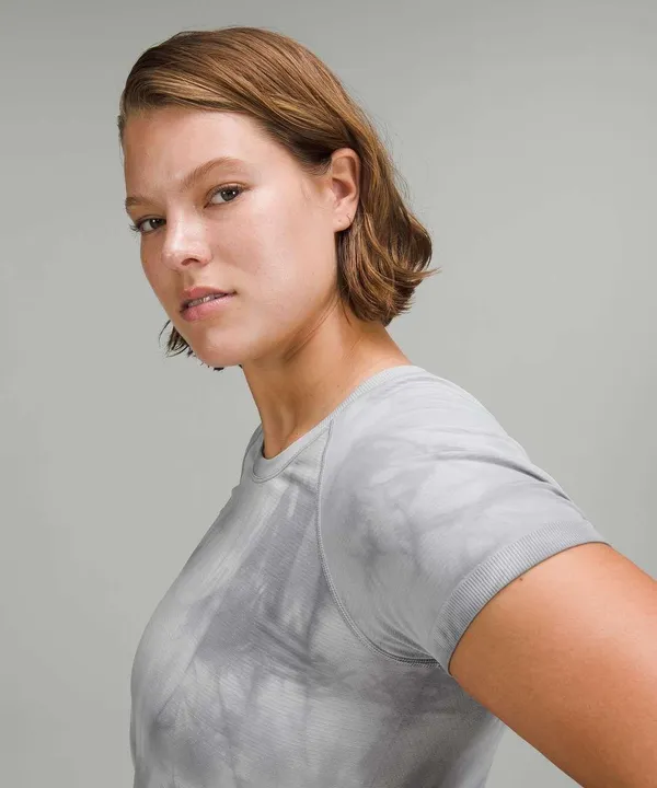 Lululemon Swiftly Tech Short Sleeve - Image 2