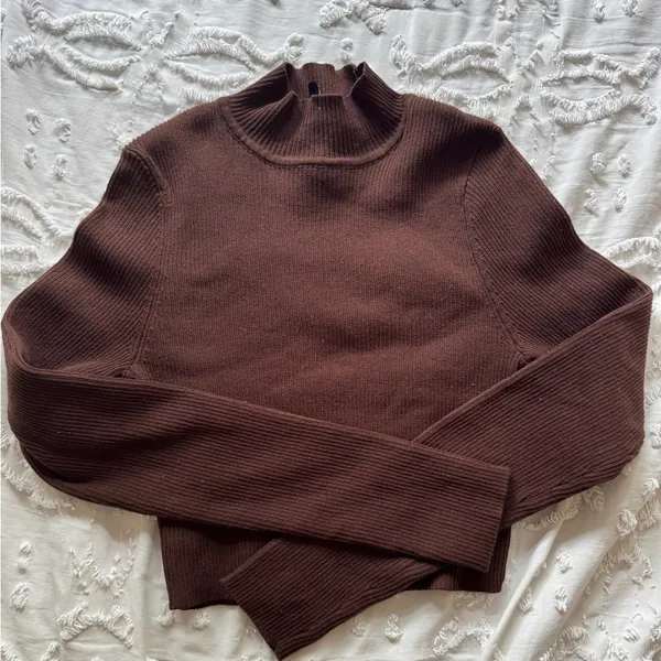 Divided S BROWN TURTLE NECK LONG SLEEVE SWEATER CROP TOP - Image 3