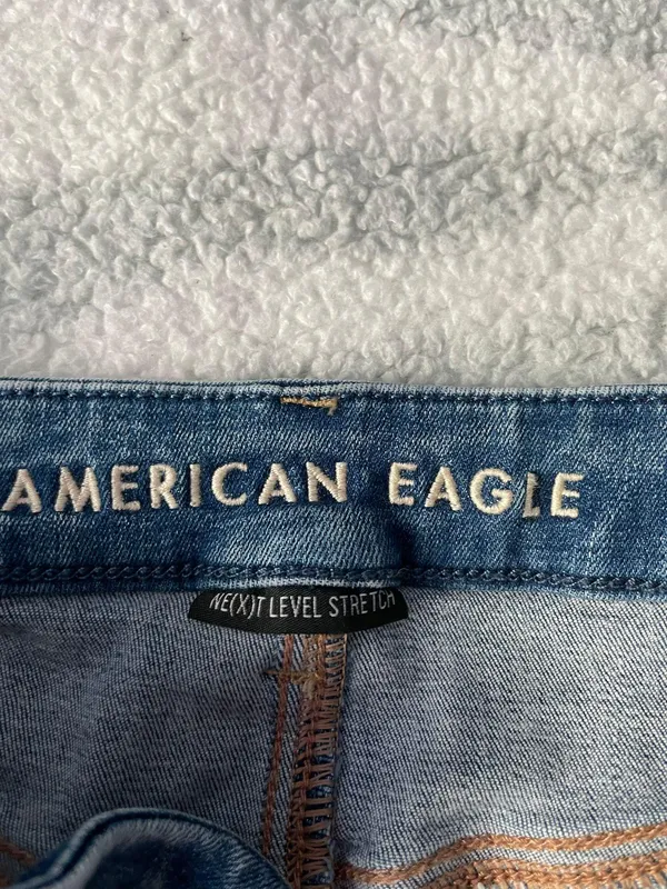 American Eagle Outfitters Curvy High Rise Shortie - Image 3