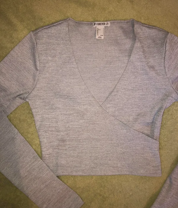Forever 21 V Neck - Image 2