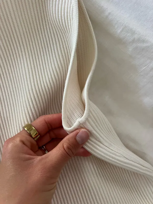 Banana republic ribbed stretchy white tank top - Image 6
