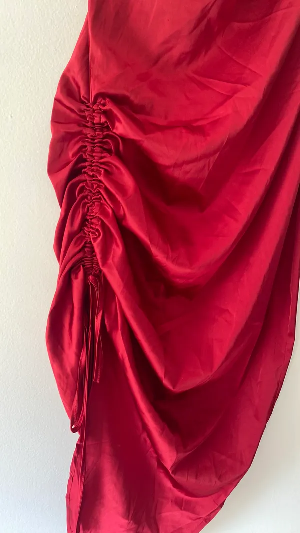Red Cowl Neck Tie - Image 2