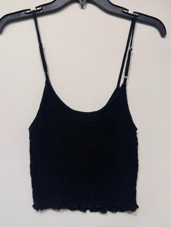AQUA Women U-Neck Sleeveless crinkled Ruched Top, Black size small nwt - Image 2